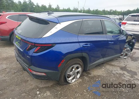 2022 Hyundai Tucson Sel z USA, uszkodzony, nr VIN 5NMJBCAE5NH070630